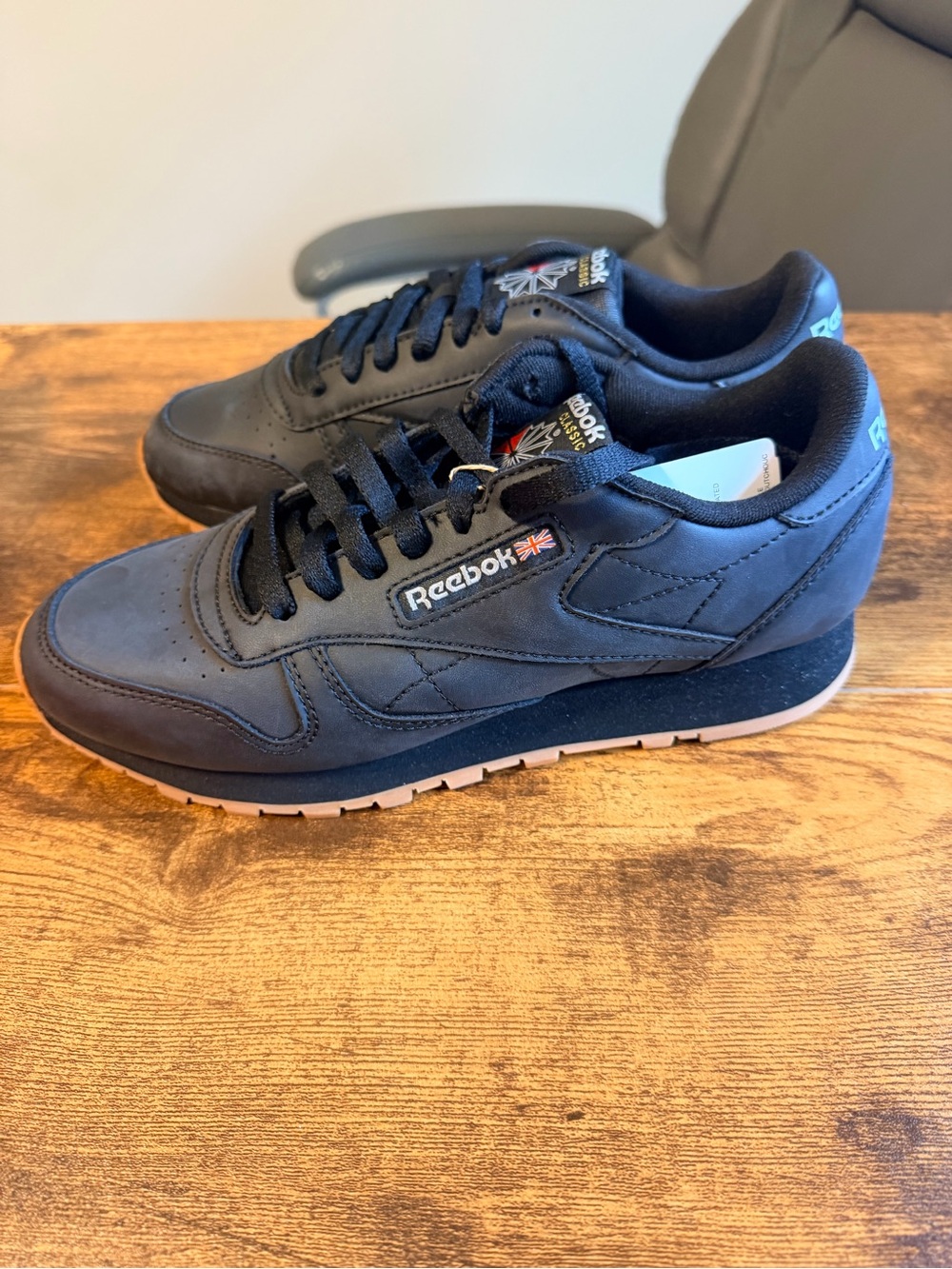 Reebok Classic Leather Men’s Sneakers - Black 8M/9.5W